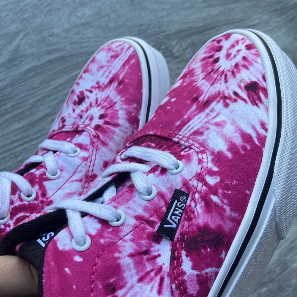 Blokecore Vans sneaker old skool lace up tie dye shoe magenta pink white youth 6